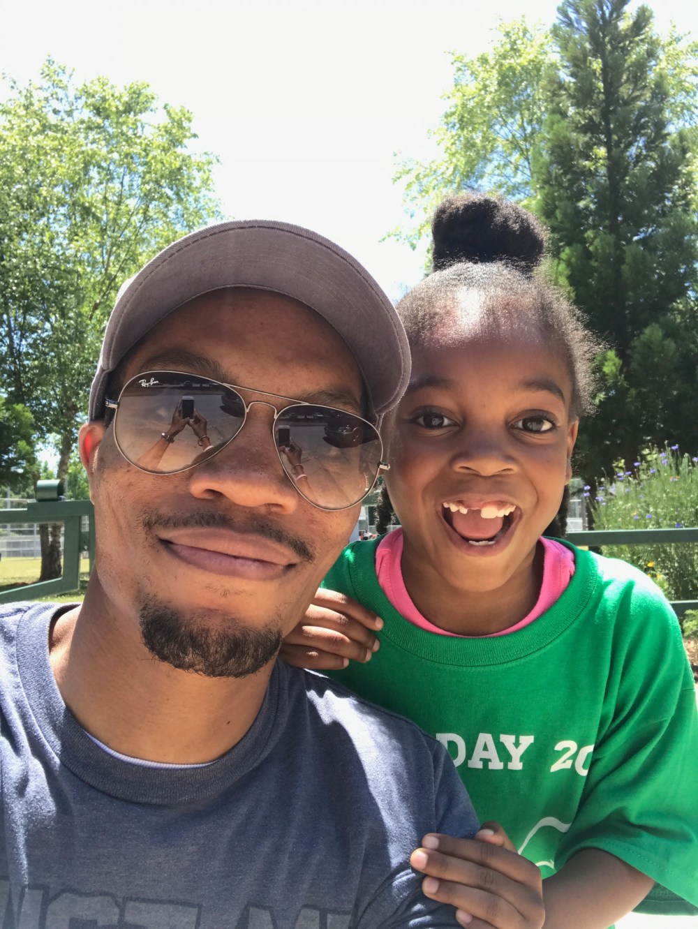 4C571CFF-CEAD-4E59-856E-30AF26760887