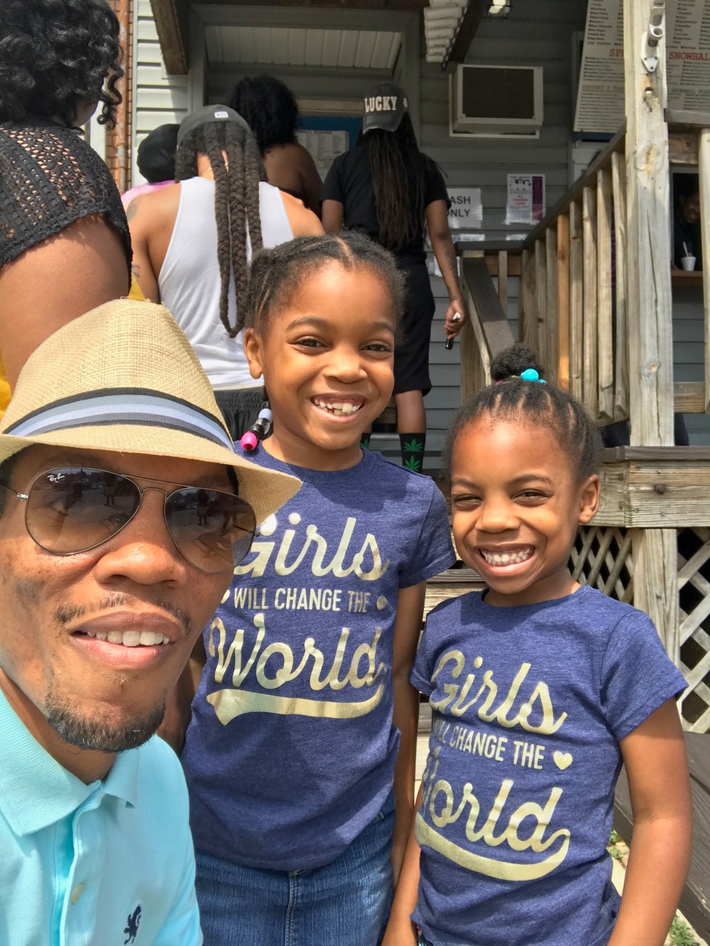 5BCE6D99-4183-4B0C-934A-8543D1ADAF03